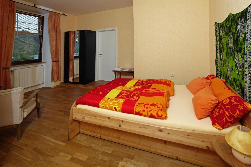 Pension Röhrig Hirzenach Zimmer foto